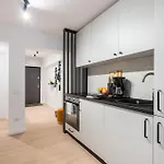 Spectacular - 4br-terrace - Piata Romana アパート ブカレスト