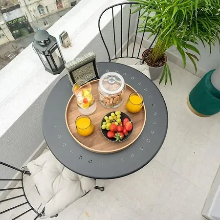 Spectacular - 4br-terrace - Piata Romana アパート