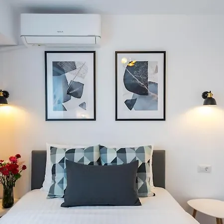 Spectacular - 4br-terrace - Piata Romana Apartment Bucharest