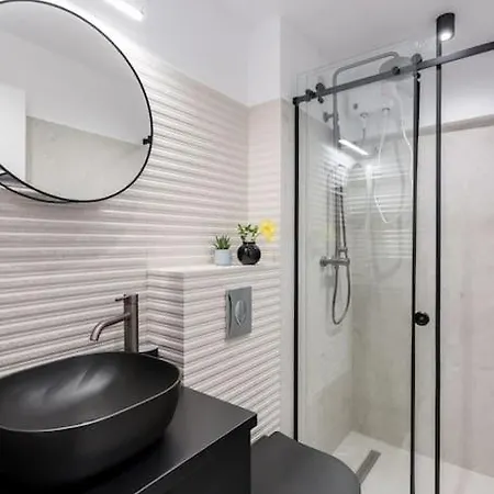 Apartment Spectacular - 4br-terrace - Piata Romana *