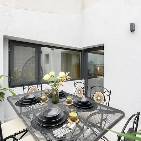 Apartment Spectacular - 4br-terrace - Piata Romana
