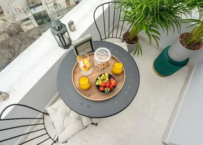 Spectacular - 4br-terrace - Piata Romana Apartmán