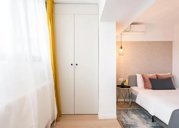 Spectacular - 4br-terrace - Piata Romana Апартаменты Бухарест