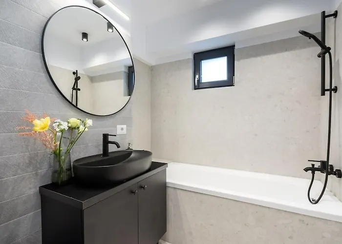 Spectacular - 4br-terrace - Piata Romana Bukurešť