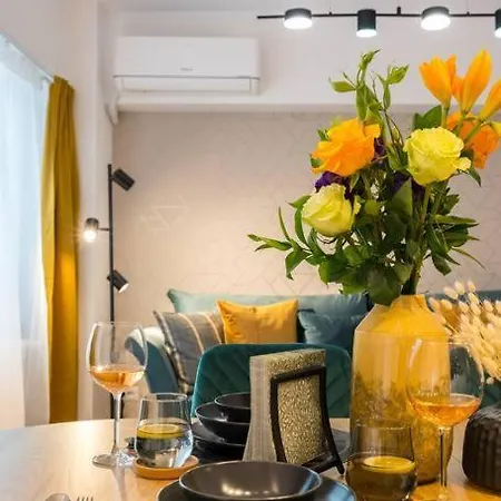 Spectacular - 4br-terrace - Piata Romana Bucarest