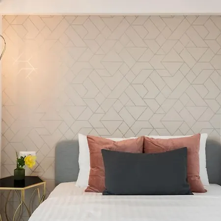 Spectacular - 4br-terrace - Piata Romana דירה בוקרשט